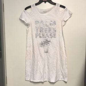 The Children’s Place cold shoulder palm trees